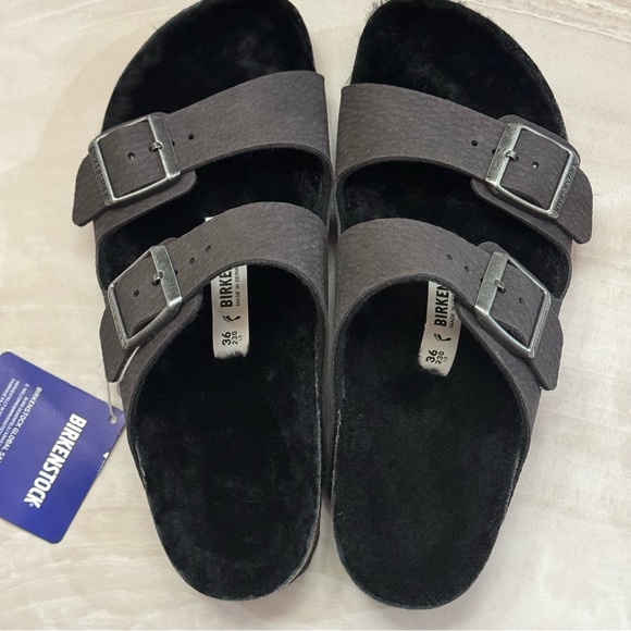 Birkenstock Arizona Shearling Sandal - Women's NWT 36W4 - Picture 4 of 5